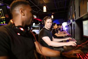 game crypto Debet